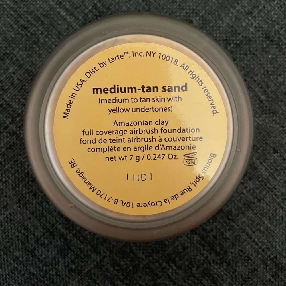 Tarte Amazonian clay powder (medium-tan)